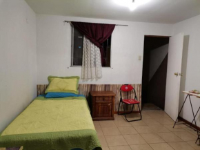 Alquiler de Habitacion de Casa Familiar